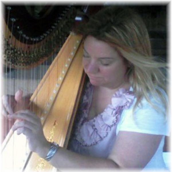Image for event: Living Room Concert: Patty Turse